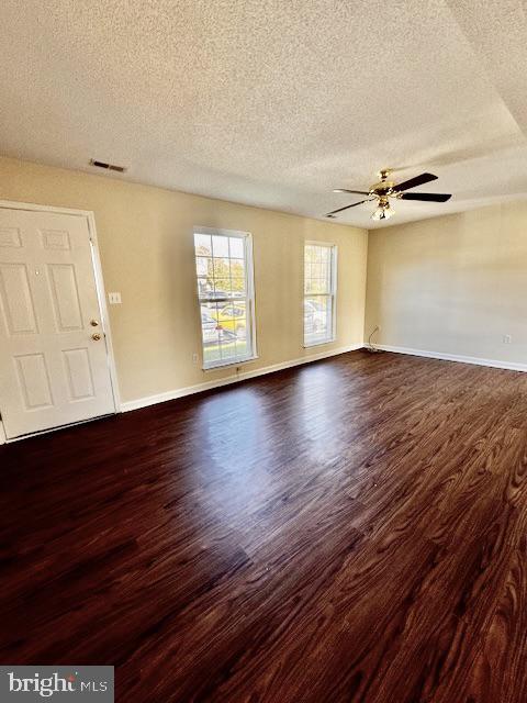 Foto del edificio - 410 Emily Ln