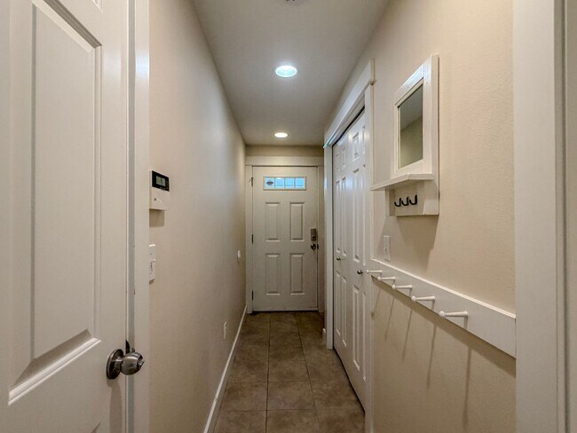 Foto del edificio - 2652 NW 56th St