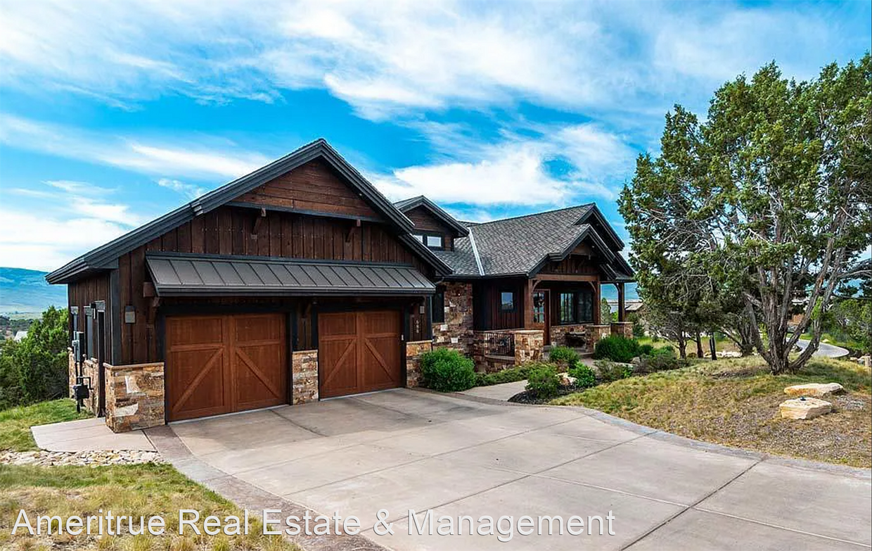 Primary Photo - 3 br, 3.5 bath House - 688 N Explorer Peak Dr