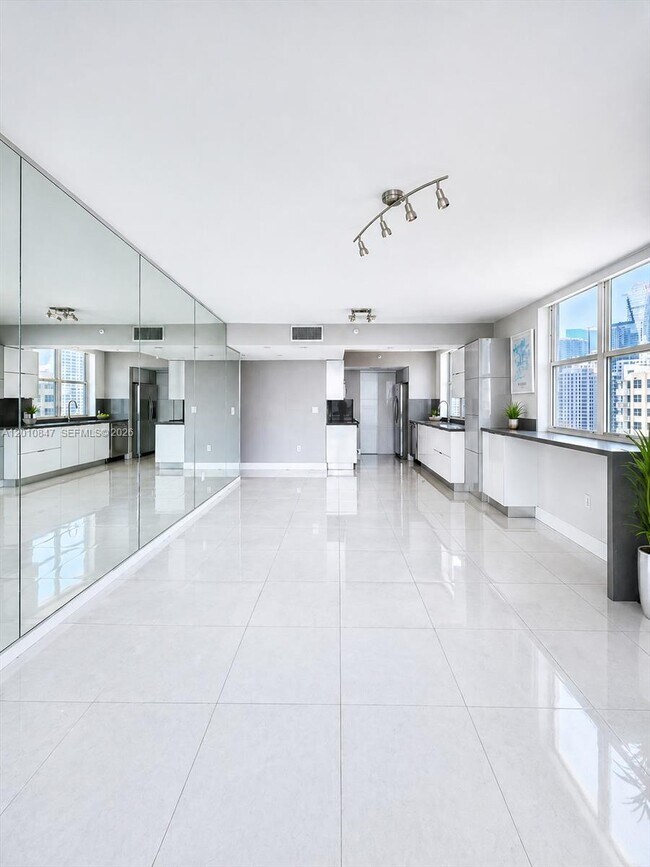 Foto del edificio - 800 Claughton Island Dr