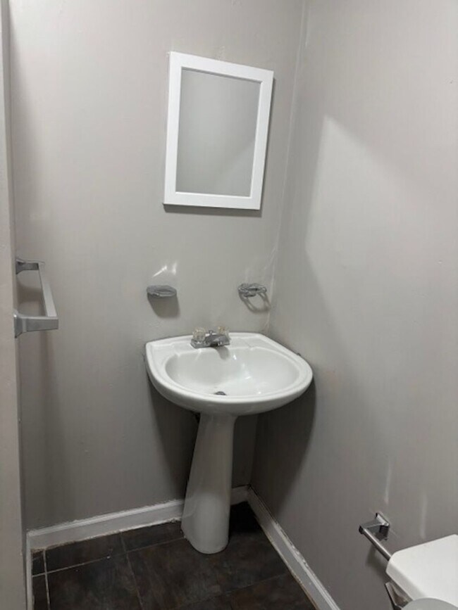 Foto del edificio - 3416 Kensington Ave