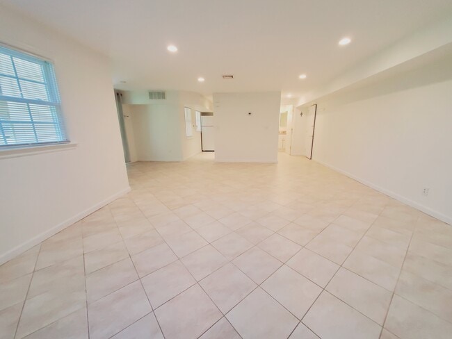 Foto del edificio - 74 Coventry Rd