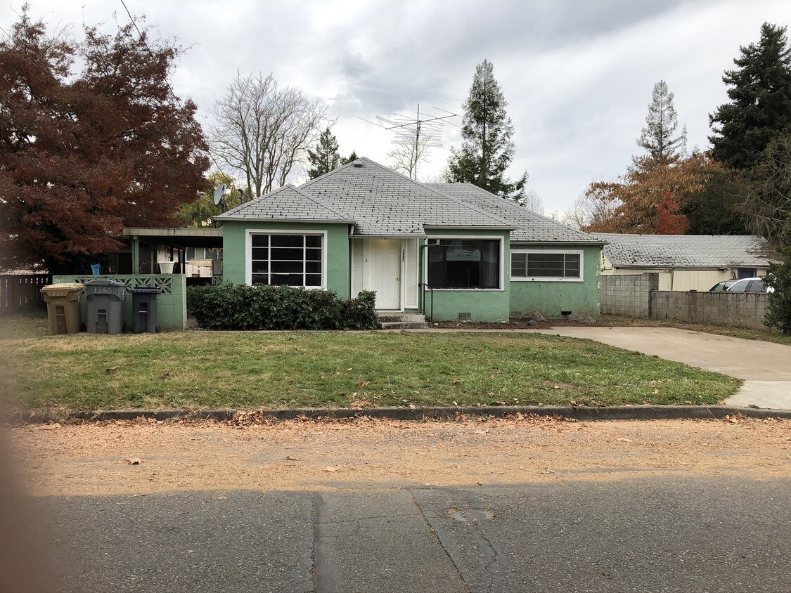 1260 Plummer Ave, Grants Pass, OR 97527 House Rental in Grants Pass