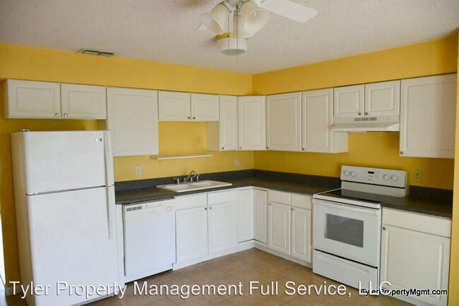 Foto del edificio - 2 br, 1 bath House - 546 Taylor Rd