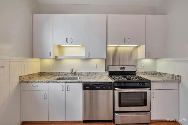 Photo - 1630 California St Apartment
