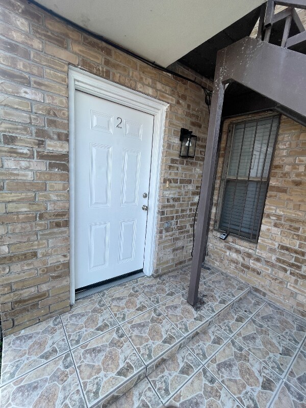 Building Photo - 754 Sonesta Dr Building Photo - 754 Sonesta Dr