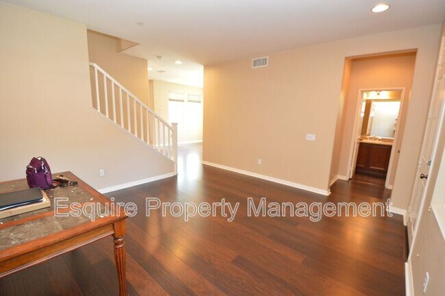 Foto del edificio - 3246 N Ventura Rd