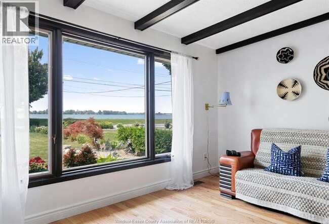 Photo du bâtiment - 6725 Riverside Dr E