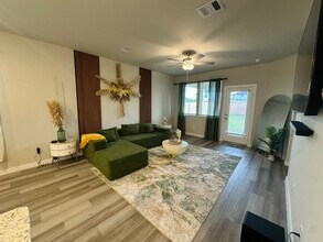 Building Photo - 5608 Madden Ln