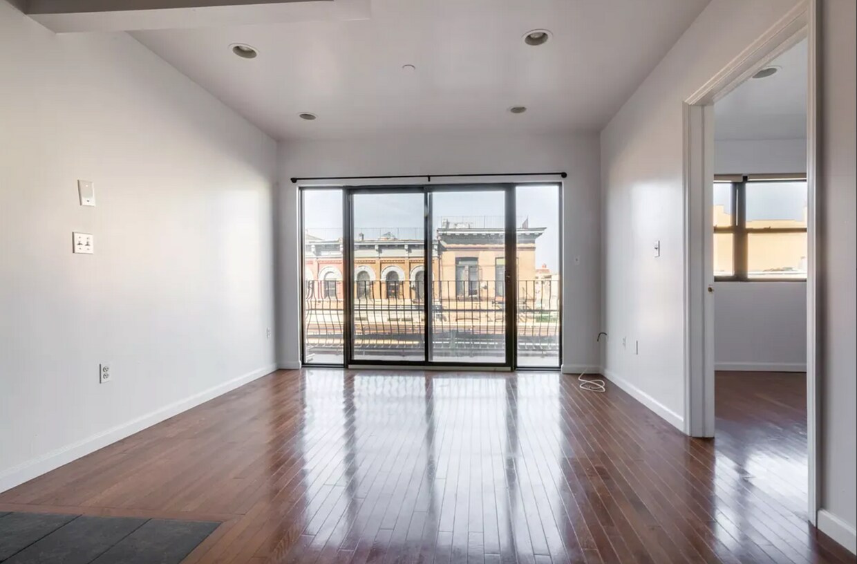 Foto principal - 1086 Broadway