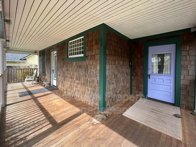 Foto del edificio - 1226 Tremont St