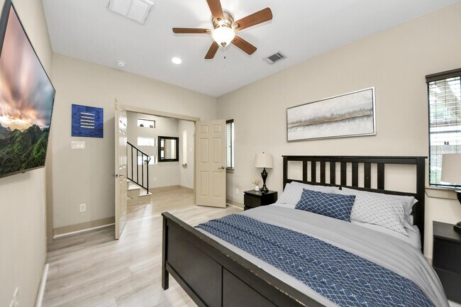 Foto del edificio - 4510 Inker St