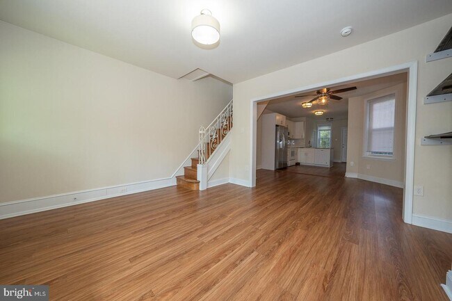 Building Photo - 5231 Upland St