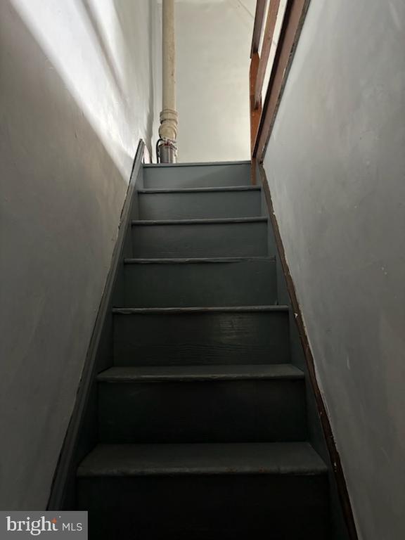 Foto del edificio - 4522 Springfield Ave