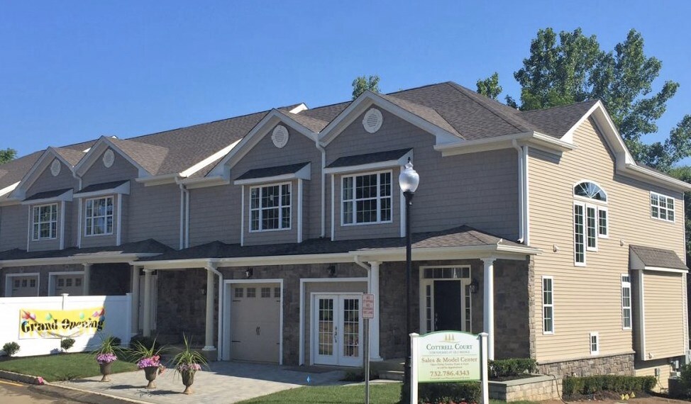 Foto principal - 520 Cottrell Rd