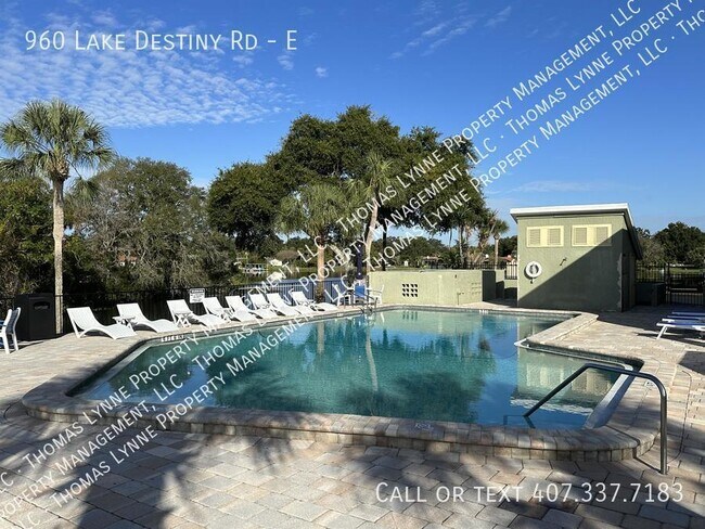 Foto del edificio - 960 Lake Destiny Rd