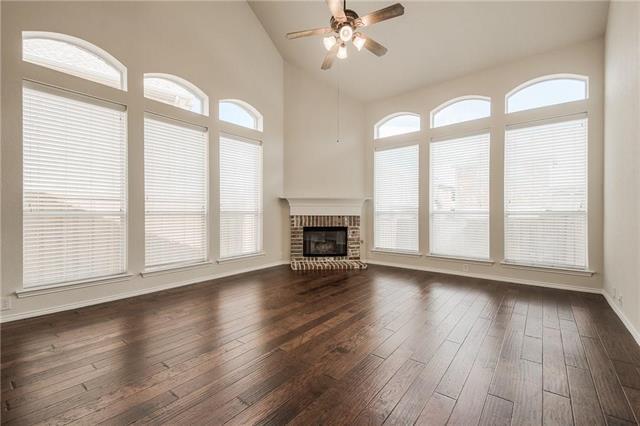 Foto del edificio - 2338 Falcon Point Dr