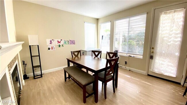 Building Photo - 3 br, 2.5 bath House - 16376 Creekside Pl