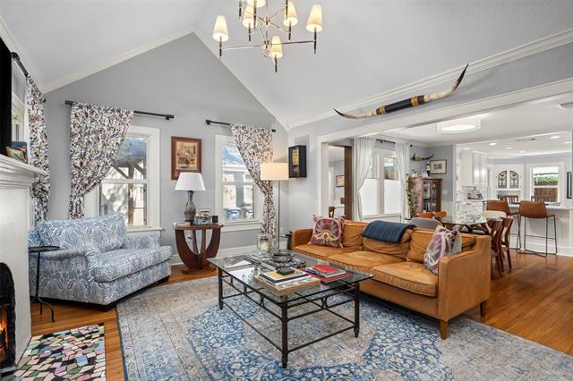 Foto del edificio - 2205 Stanley Ave