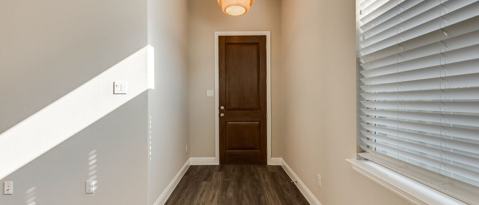 Building Photo - 725 Boardwalk Way