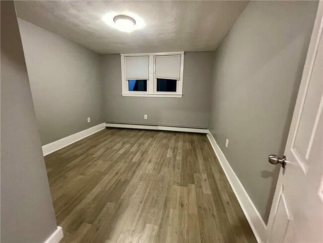 Foto del edificio - 36 Highland St