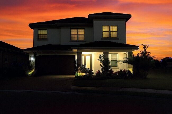 Building Photo - 1402 Thistle Pl