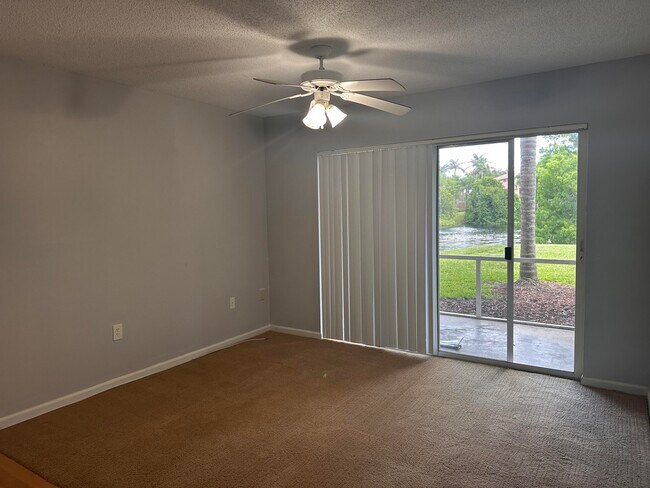 Foto del edificio - 3826 NW Adriatic Ln
