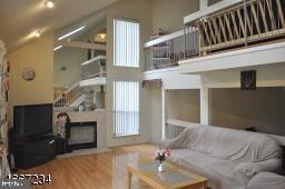 Building Photo - 11 Woodhill St