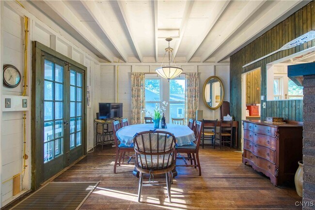 Building Photo - 3177 E Lake Rd