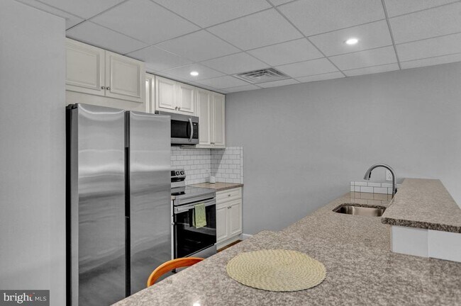 Foto del edificio - 933 N Hanover St