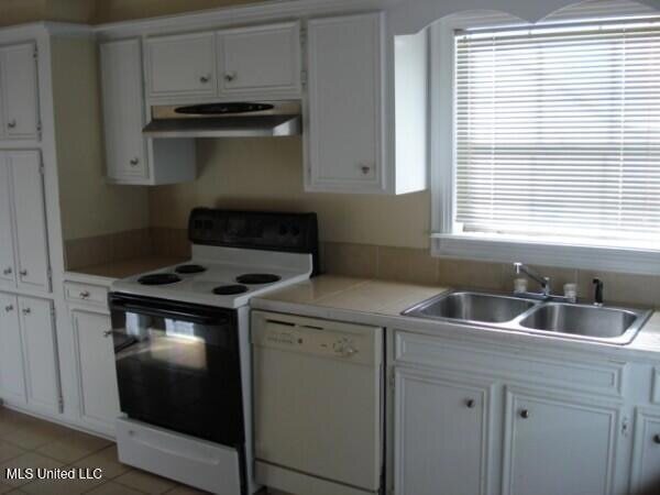 Foto del edificio - 5301 Ridgewood Rd