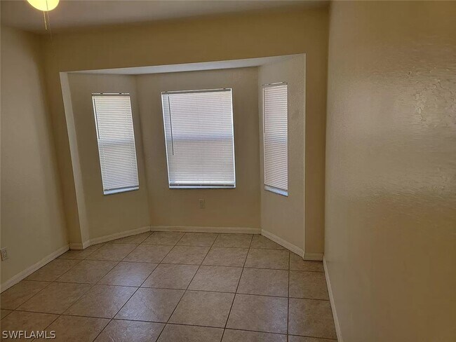 Foto del edificio - 534 SE 8th St
