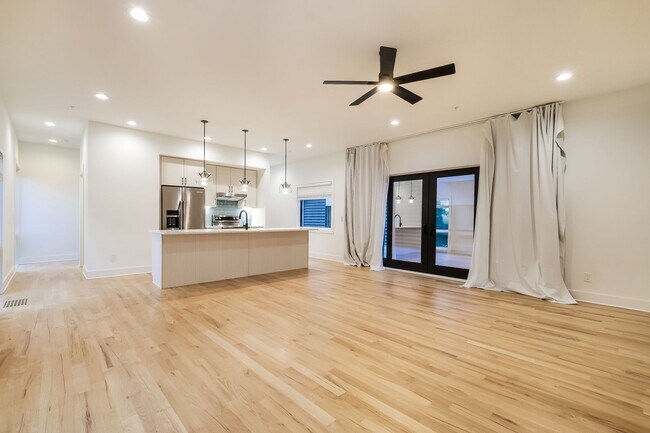 Foto del edificio - 367 Parkway Dr NE