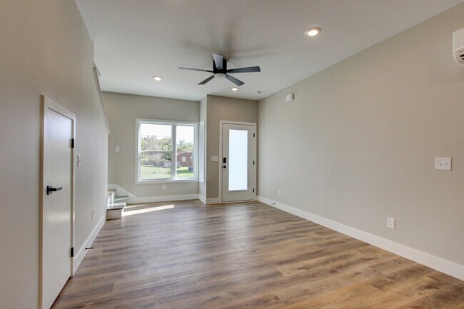 Foto del edificio - 238 3rd St