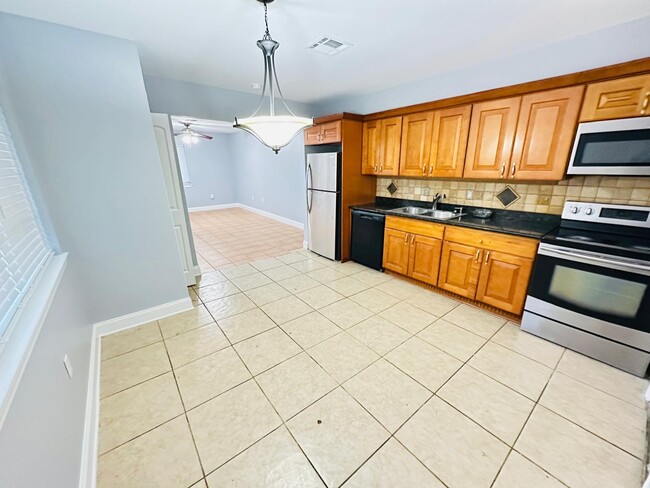 Foto del edificio - 6317 Bellaire Dr