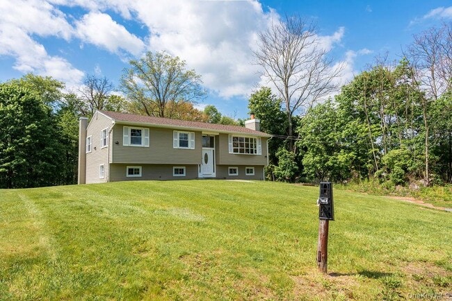 Building Photo - 5 Idlewild Dr