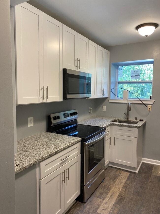 Photo - 627 Denison St Townhome