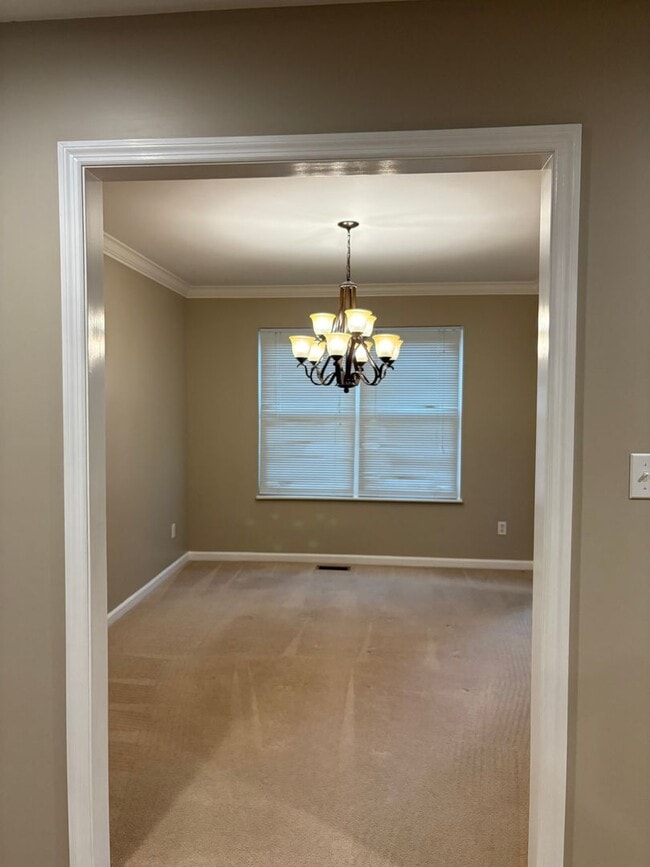 Foto del edificio - Knoxville 37923 - 3 bedroom, 2.5 bath home...