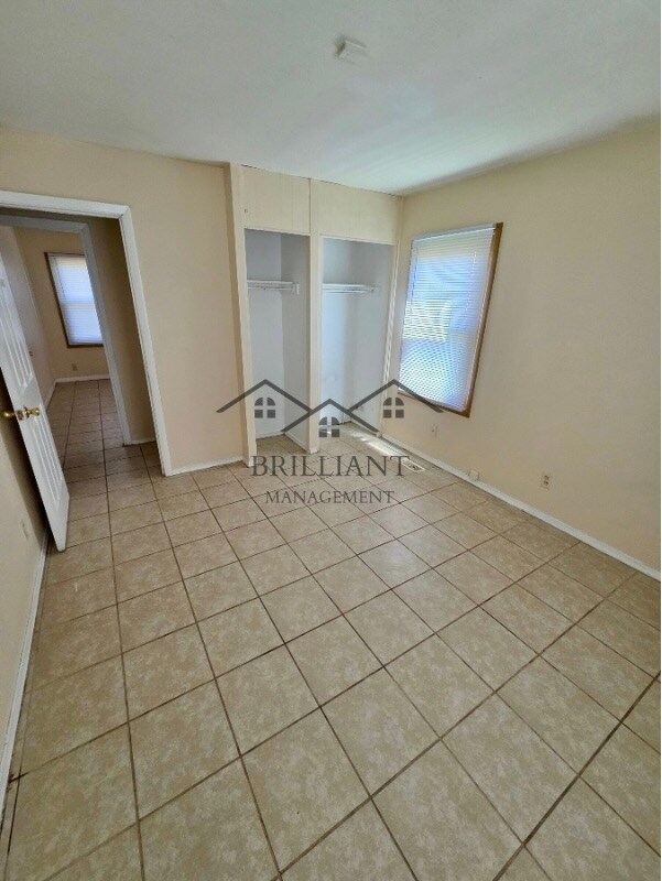 Foto del edificio - 7914 E 34th Pl
