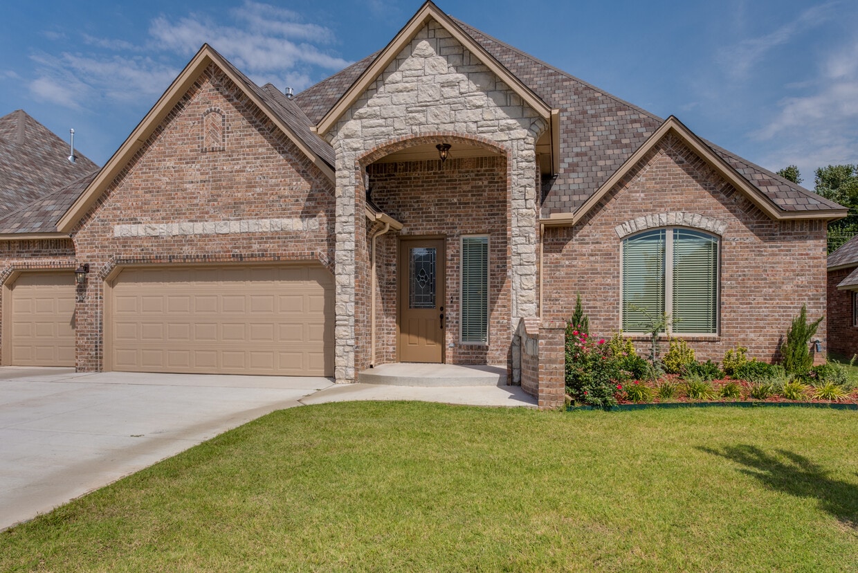 4007 Sam Gordon Dr, Norman, OK 73072 House Rental in Norman, OK