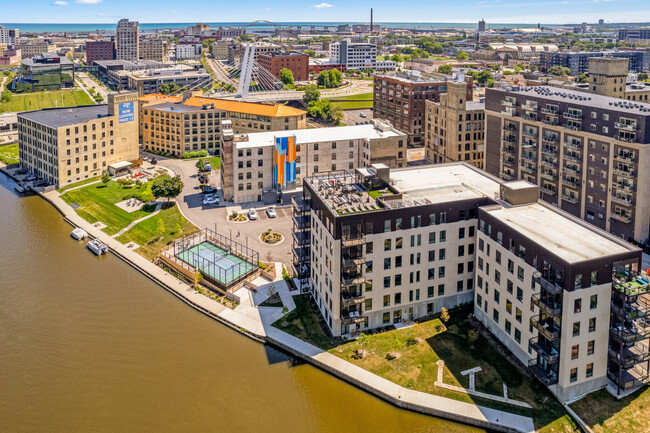 Aerial View - River Place Lofts