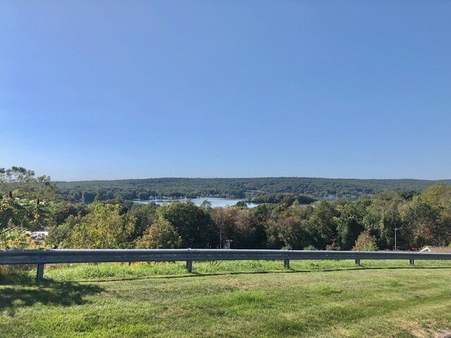 Foto del edificio - 812 Lake Vista Dr