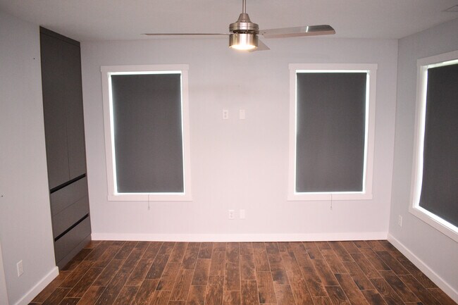 Building Photo - 2180 S 1450 W