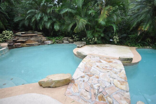 Building Photo - 7624 San Remo Pl