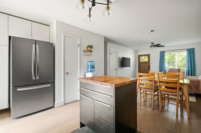 Foto del edificio - 7703 Cloudberry Cir