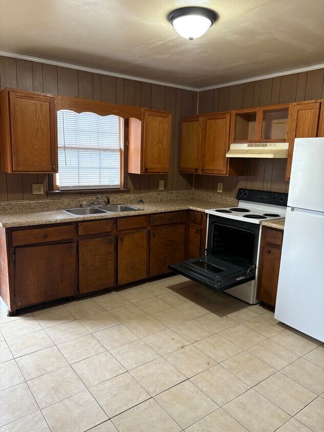 Building Photo - 1517 Highland Ave