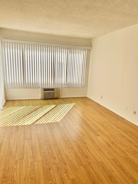 Building Photo - 428 N Hayworth Ave