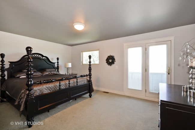 Building Photo - 615 Millview Dr