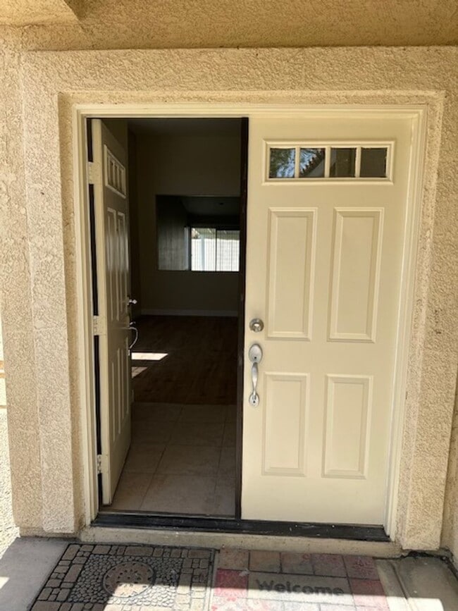 Building Photo - Single Story located in 89031