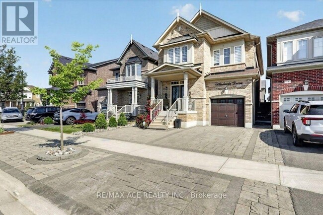 Building Photo - 10 Andreeta Dr